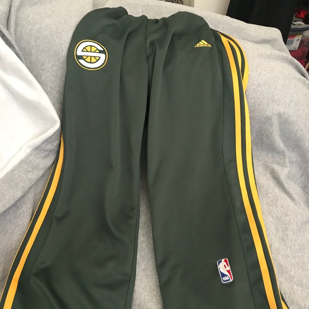 Seattle Sonic Sweats